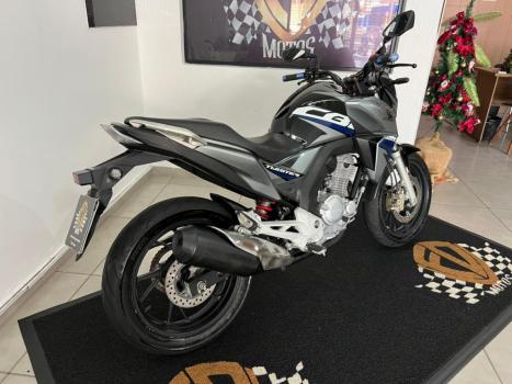 HONDA CB 250 F Twister FLEXONE, Foto 4