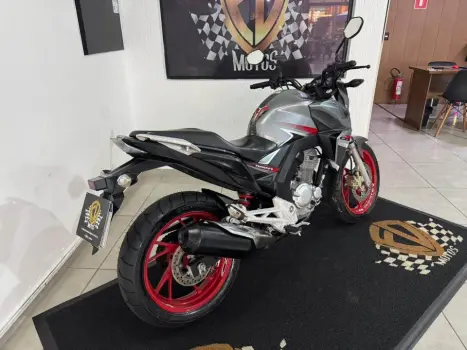HONDA CB 250 F Twister FLEXONE, Foto 4