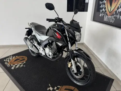 HONDA CB 250 F Twister FLEXONE, Foto 2