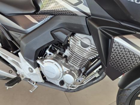 HONDA CB 250 F Twister FLEXONE, Foto 4
