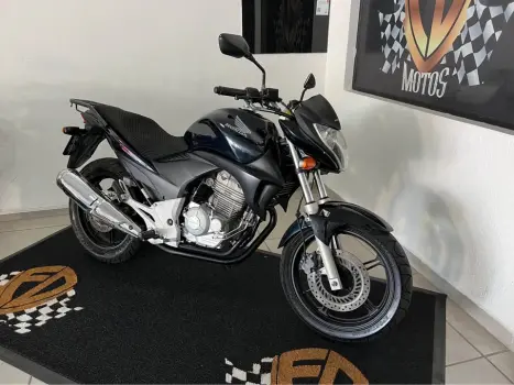 HONDA CB 300 R STD, Foto 2