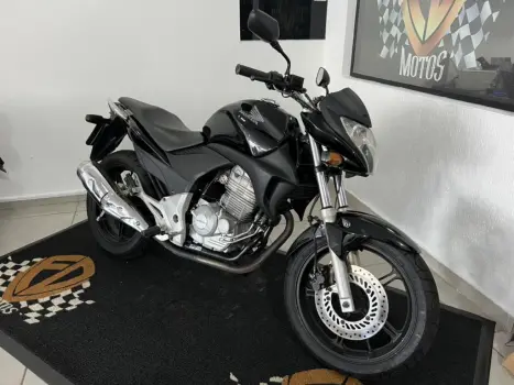 HONDA CB 300 R STD, Foto 2