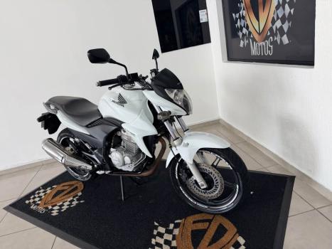 HONDA CB 300 R STD, Foto 2