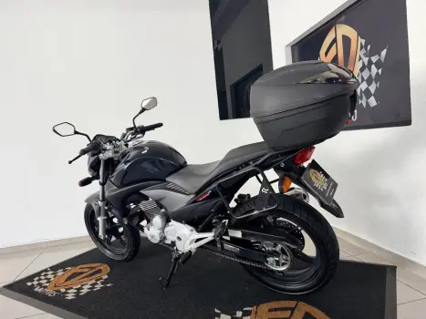 HONDA CB 300 R STD, Foto 6