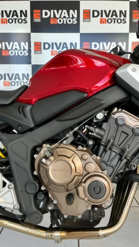 HONDA CB 650 R ABS, Foto 4