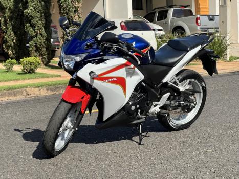 HONDA CBR 250 R, Foto 8