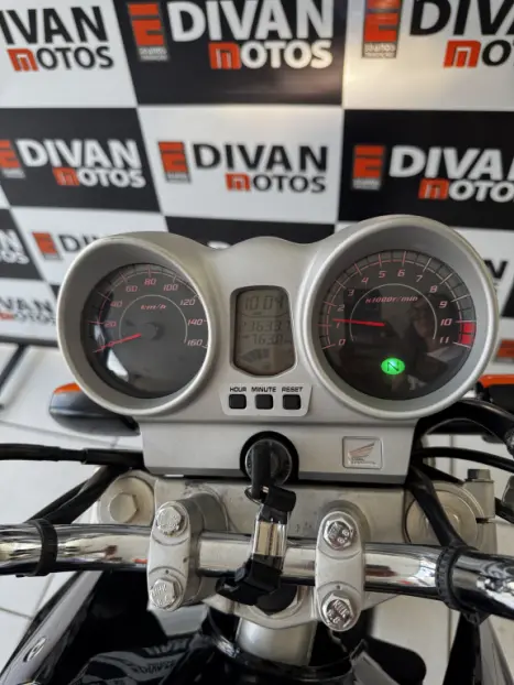 HONDA CBX Twister 250 , Foto 2