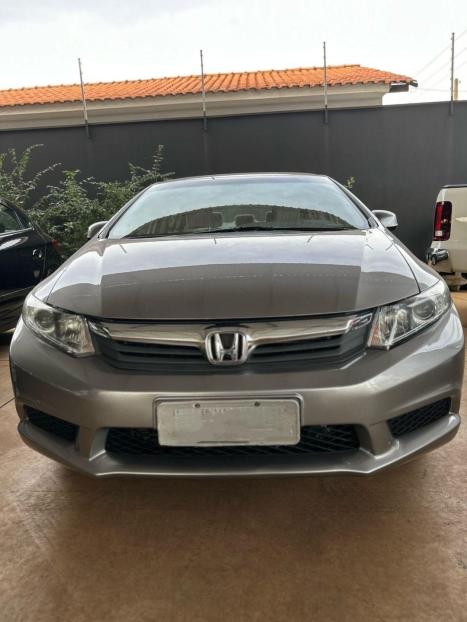 HONDA Civic 1.8 16V 4P FLEX LXS, Foto 2