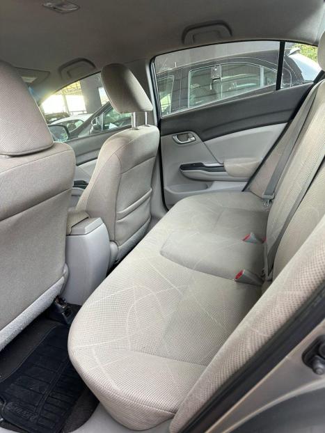 HONDA Civic 1.8 16V 4P FLEX LXS, Foto 8