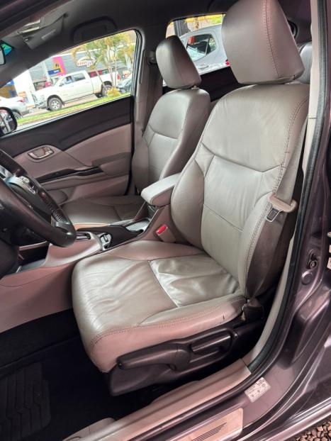 HONDA Civic 1.8 16V 4P FLEX LXS AUTOM�TICO, Foto 17