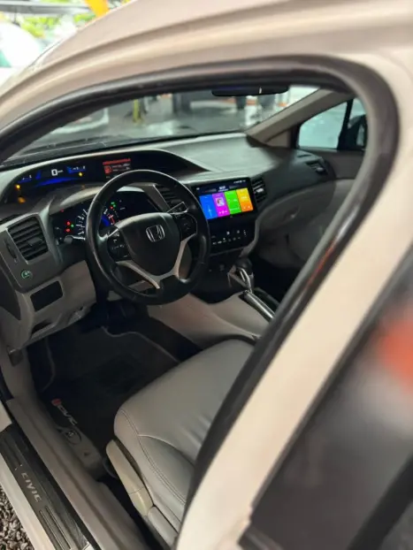 HONDA Civic 1.8 16V 4P FLEX LXL AUTOM�TICO, Foto 18