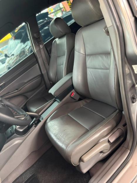HONDA Civic 1.8 16V 4P FLEX LXS AUTOM�TICO, Foto 17
