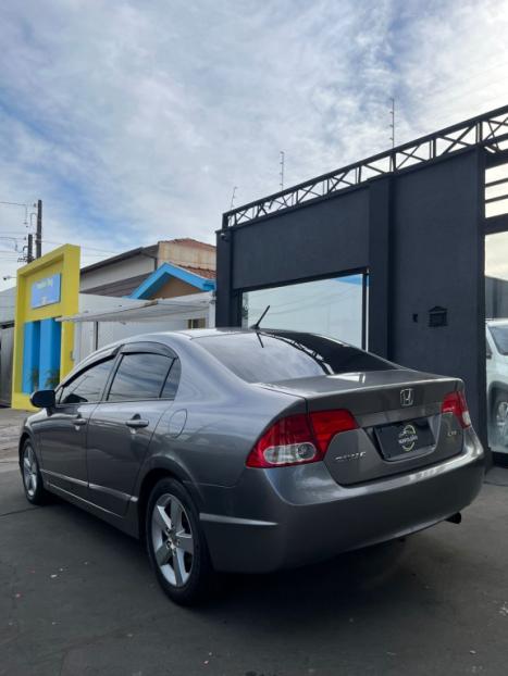 HONDA Civic 1.8 16V 4P LXS, Foto 4