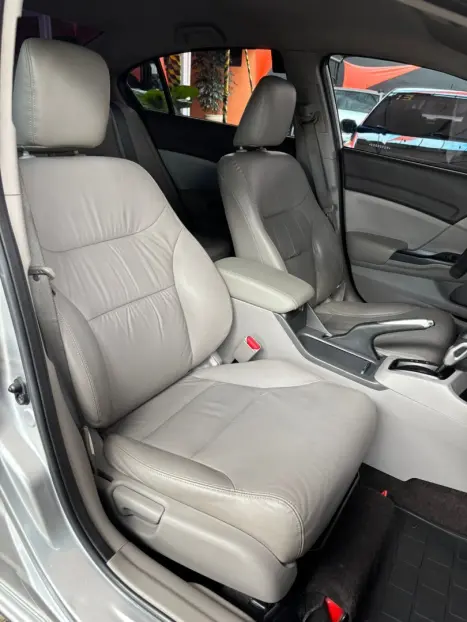 HONDA Civic 2.0 16V 4P FLEX LXR AUTOM�TICO, Foto 17