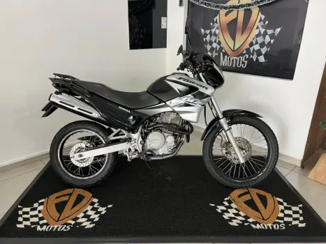 HONDA NX Falcon 400, Foto 1