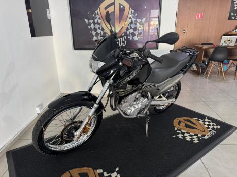 HONDA NX Falcon 400, Foto 3