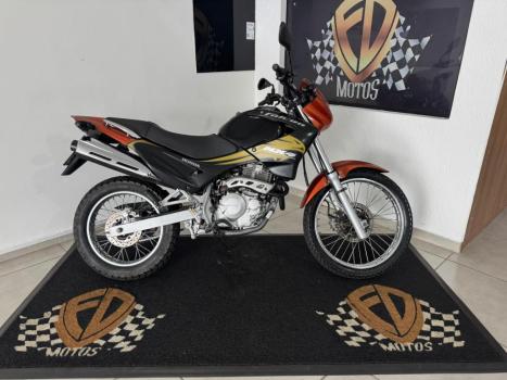 HONDA NX Falcon 400, Foto 1
