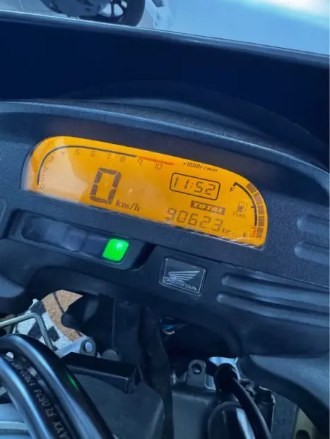 HONDA XRE 300 , Foto 7