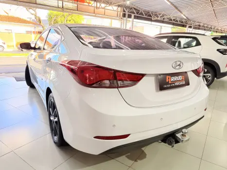 HYUNDAI Elantra 2.0 16V 4P FLEX GLS AUTOM�TICO, Foto 4