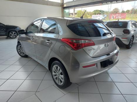 HYUNDAI HB 20 Hatch 1.6 16V 4P FLEX COMFORT PLUS AUTOMTICO, Foto 8