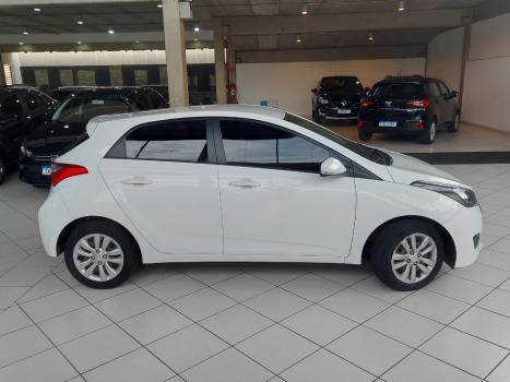 HYUNDAI HB 20 Hatch 1.6 16V 4P FLEX COMFORT PLUS AUTOMÁTICO, Foto 4 HYUNDAI HB 20 Hatch 1.6 16V 4P FLEX COMFORT PLUS AUTOMÁTICO, Foto 4