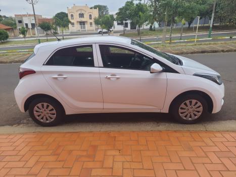 HYUNDAI HB 20 Hatch 1.0 12V 4P FLEX UNIQUE, Foto 4