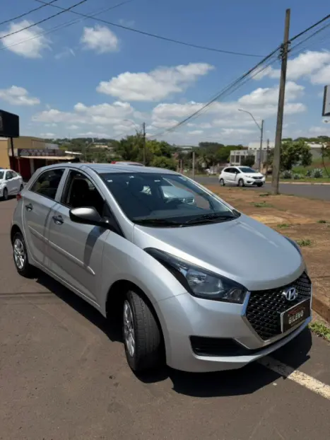 HYUNDAI HB 20 Hatch 1.0 12V 4P FLEX UNIQUE, Foto 3