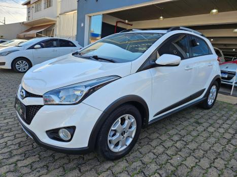 HYUNDAI HB 20 Hatch X 1.6 16V 4P STYLE FLEX AUTOM�TICO, Foto 3
