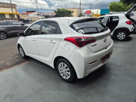 HYUNDAI HB 20 Hatch 1.6 16V 4P COMFORT STYLE FLEX, Foto 2