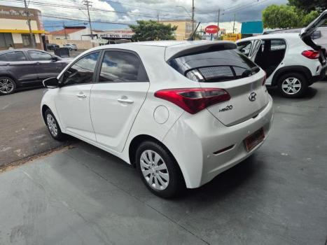 HYUNDAI HB 20 Hatch 1.6 16V 4P FLEX COMFORT PLUS, Foto 2