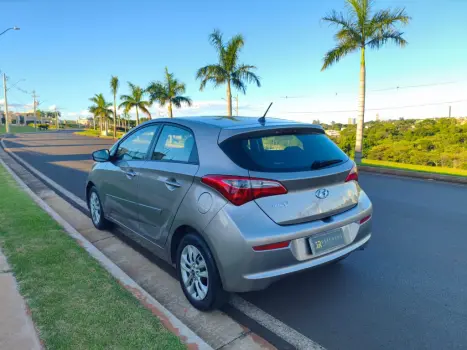 HYUNDAI HB 20 Hatch 1.0 12V 4P FLEX COMFORT, Foto 10