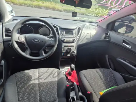 HYUNDAI HB 20 Hatch 1.6 16V 4P FLEX R SPEC, Foto 5