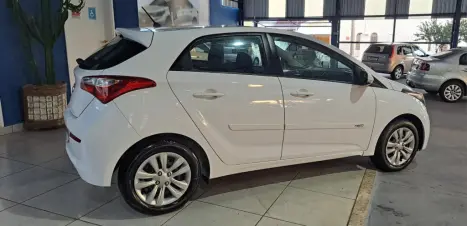 HYUNDAI HB 20 Hatch 1.0 12V 4P FLEX COMFORT PLUS, Foto 4
