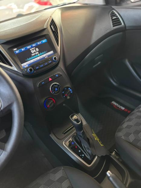 HYUNDAI HB 20 Hatch 1.6 16V 4P FLEX COMFORT PLUS AUTOM�TICO, Foto 17