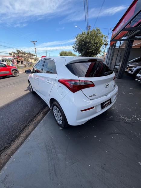 HYUNDAI HB 20 Hatch , Foto 3