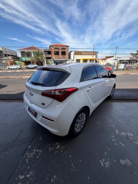 HYUNDAI HB 20 Hatch , Foto 6