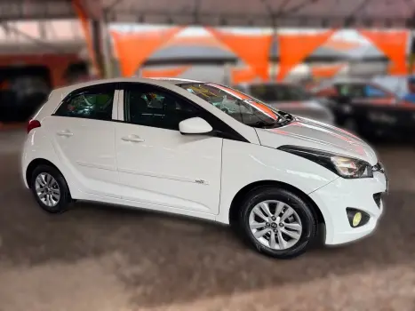 HYUNDAI HB 20 Hatch 1.6 16V 4P FLEX COMFORT PLUS, Foto 4