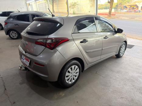 HYUNDAI HB 20 Hatch 1.0 12V 4P FLEX UNIQUE, Foto 3