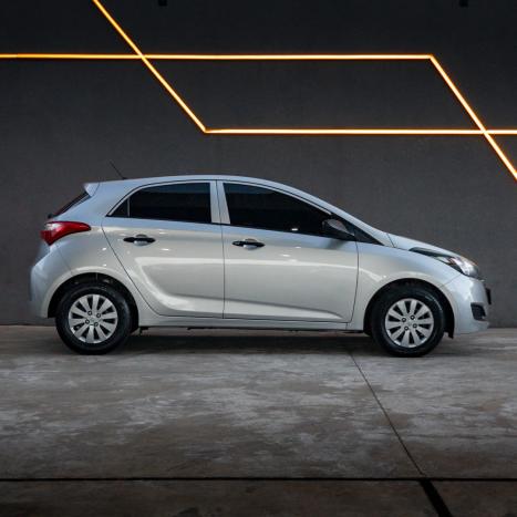 HYUNDAI HB 20 Hatch , Foto 3