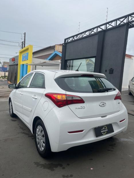 HYUNDAI HB 20 Hatch 1.6 16V 4P FLEX COMFORT PLUS, Foto 4
