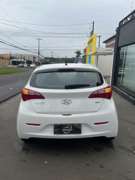 HYUNDAI HB 20 Hatch 1.6 16V 4P FLEX COMFORT PLUS, Foto 5