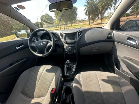 HYUNDAI HB 20 Sedan 1.6 16V 4P FLEX COMFORT PLUS, Foto 7