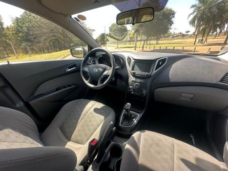 HYUNDAI HB 20 Sedan 1.6 16V 4P FLEX COMFORT PLUS, Foto 12