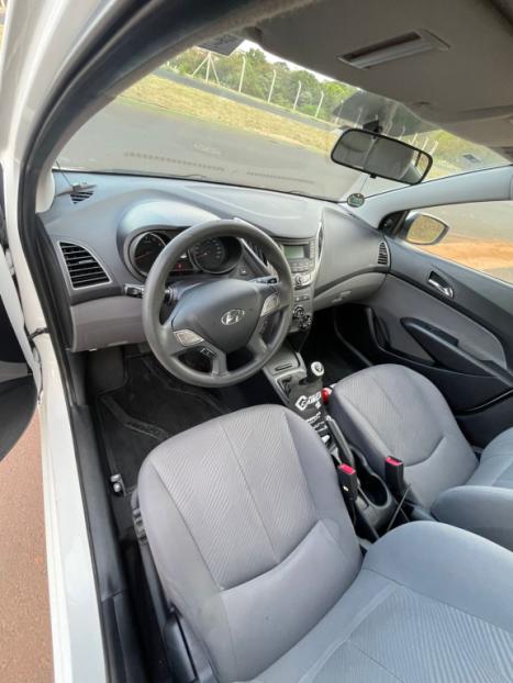 HYUNDAI HB 20 Sedan 1.6 16V 4P FLEX COMFORT PLUS, Foto 4