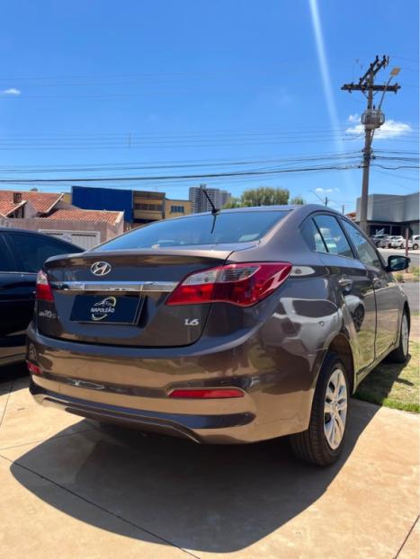 HYUNDAI HB 20 Sedan 1.6 16V 4P FLEX COMFORT PLUS, Foto 3