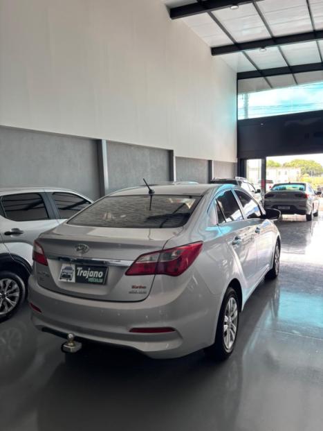 HYUNDAI HB 20 Sedan 1.0 12V 4P FLEX COMFORT PLUS TURBO, Foto 6