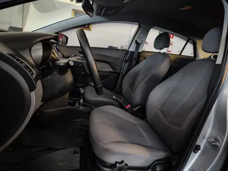 HYUNDAI HB 20 Sedan 1.6 16V 4P FLEX COMFORT PLUS AUTOM�TICO, Foto 7