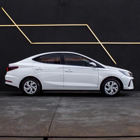HYUNDAI HB 20 Sedan 1.0 12V 4P FLEX COMFORT PLUS, Foto 4