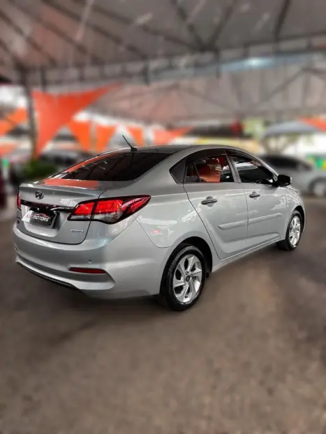 HYUNDAI HB 20 Sedan 1.6 16V 4P FLEX PREMIUM AUTOM�TICO, Foto 8