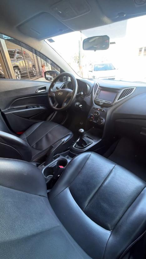 HYUNDAI HB 20 Sedan 1.0 12V 4P FLEX COMFORT PLUS, Foto 5